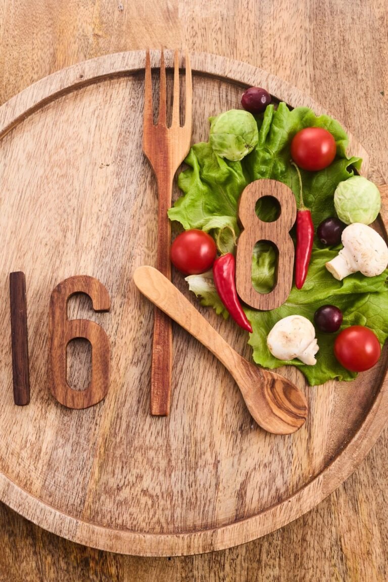 The Benefits of Intermittent Fasting for Women Over 40